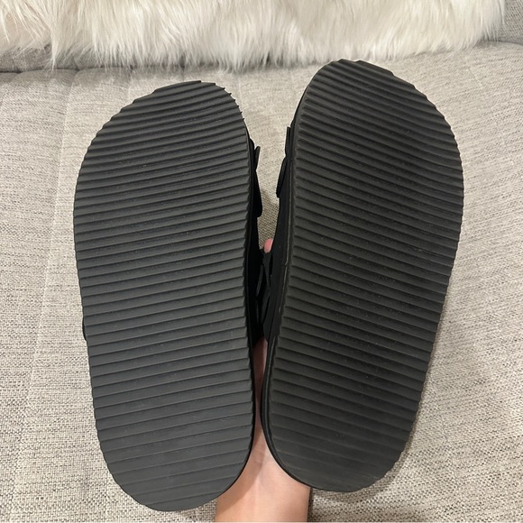 Farm Rio Mini Monstera Anatomical Slide Sandals - Picture 7 of 7